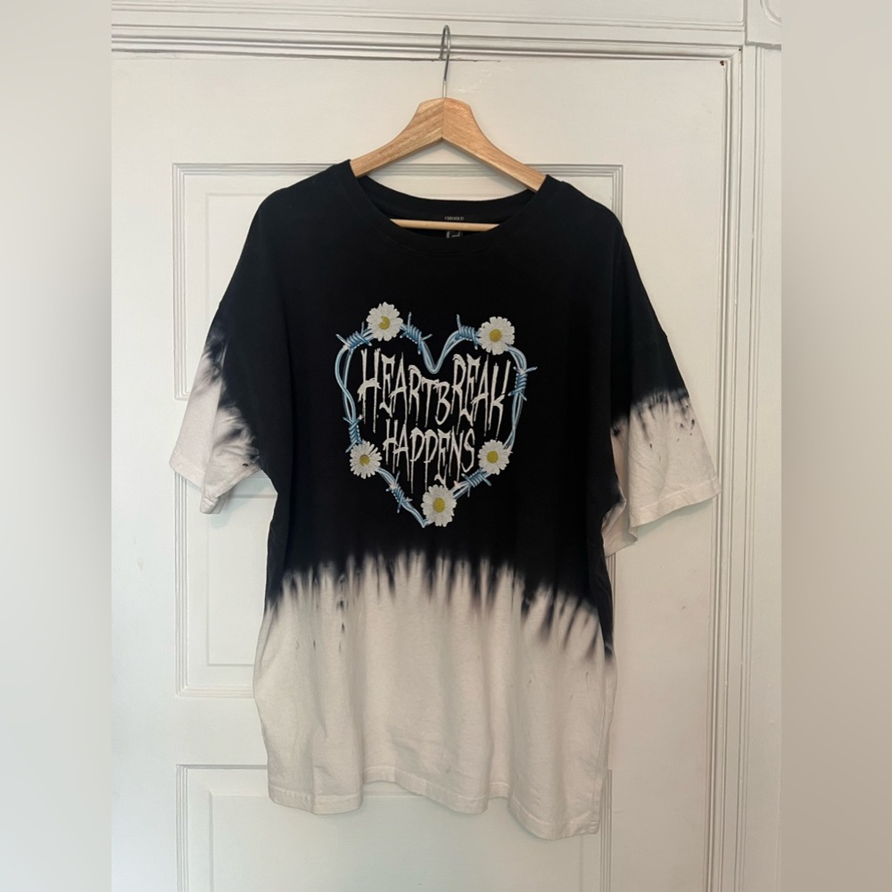 Heartbreak Tee